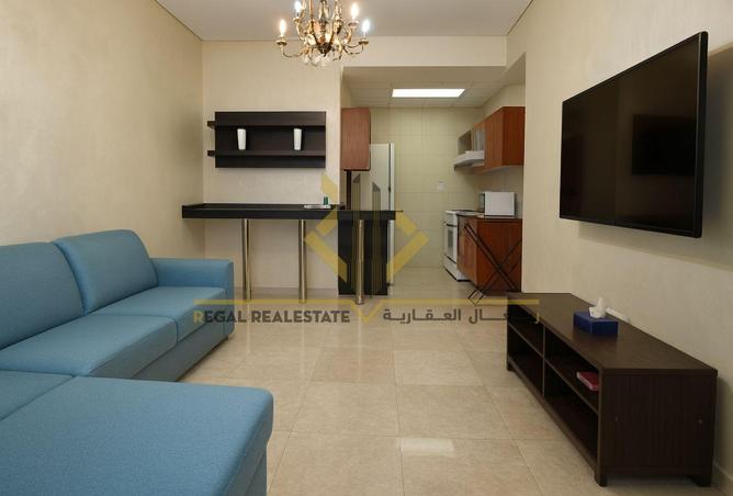 989605 - Property Image 2