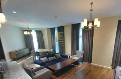 Apartment - 1 Bedroom - 2 Bathrooms for sale in Floresta Gardens - Floresta Gardens - The Pearl Island - Doha
