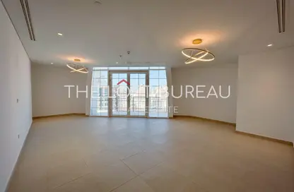 Apartment - 3 Bedrooms - 4 Bathrooms for rent in Floresta Gardens - Floresta Gardens - The Pearl Island - Doha