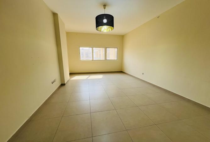 933826 - Property Image 2