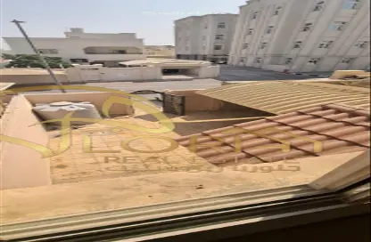 Villa - 4 Bedrooms - 4 Bathrooms for rent in Al Duhail - Al Duhail - Doha