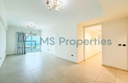 Apartment - 3 Bedrooms - 4 Bathrooms for rent in Lusail Residence - Marina District - Lusail
