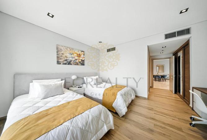 942618 - Property Image 2