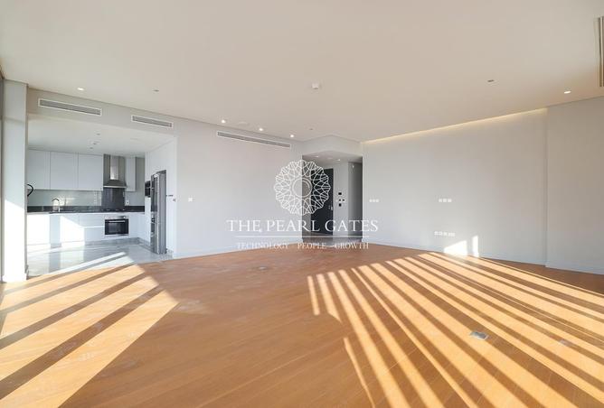 974457 - Property Image 2