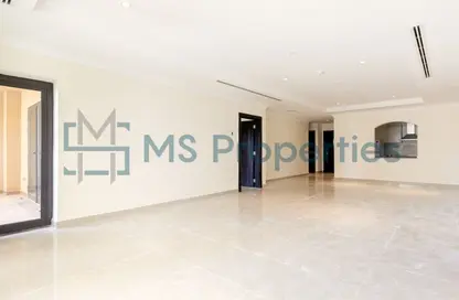 Apartment - 1 Bedroom - 2 Bathrooms for rent in East Porto Drive - Porto Arabia - The Pearl Island - Doha