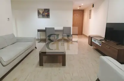 Apartment - 2 Bedrooms - 2 Bathrooms for rent in Umm Ghuwalina - Umm Ghuwailina - Doha