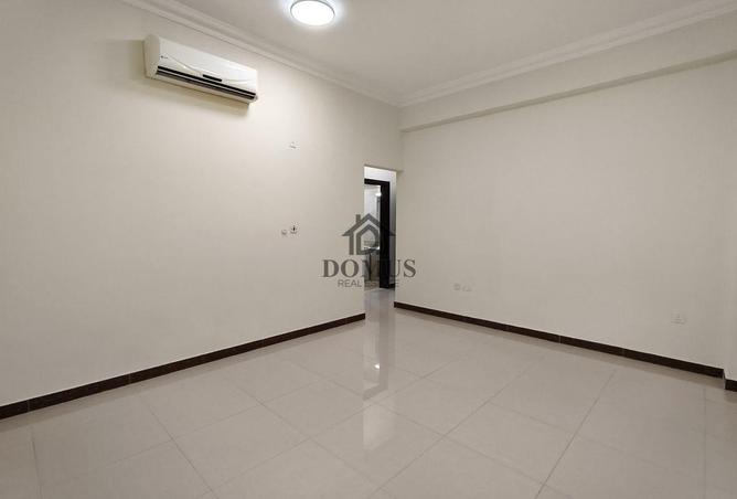 968594 - Property Image 3