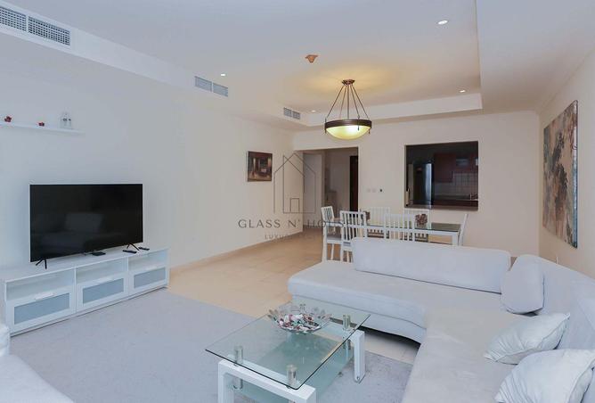 914480 - Property Image 2