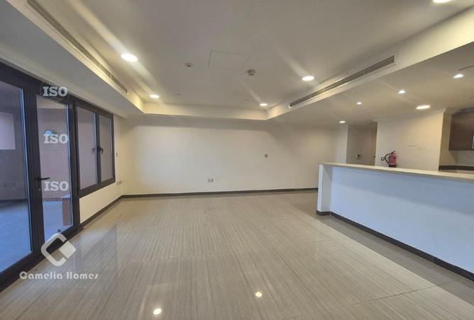 987144 - Property Image 3