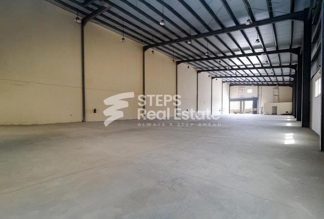 949771 - Property Image 2