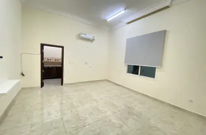 شقة - 1 حمام للايجار في فلل عين خالد - عين خالد - الدوحة