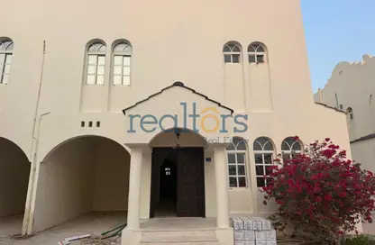 Compound - 4 Bedrooms - 5 Bathrooms for rent in Al Thumama - Al Thumama - Doha