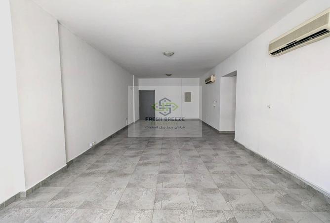 938271 - Property Image 2