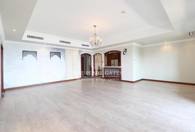 974035 - Property Image 3