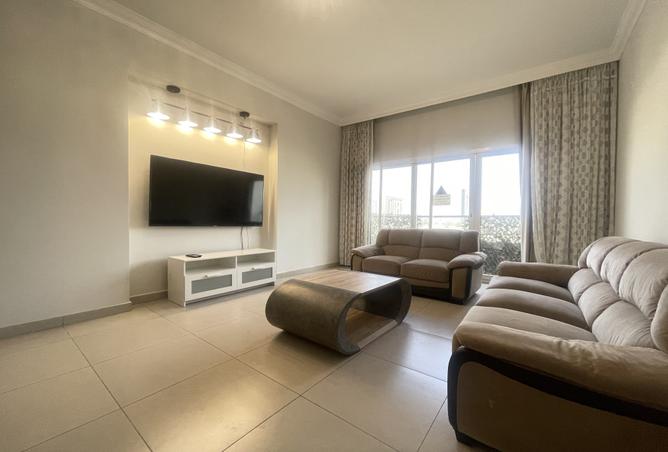 960596 - Property Image 2