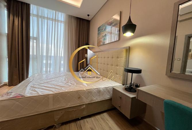 884843 - Property Image 2