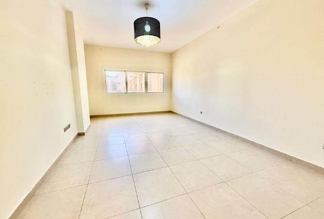 930612 - Property Image 3