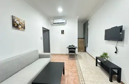 Apartment - 1 Bedroom - 1 Bathroom for rent in Al Kharaitiyat - Al Kharaitiyat - Al Kharaitiyat - Umm Salal Mohammed