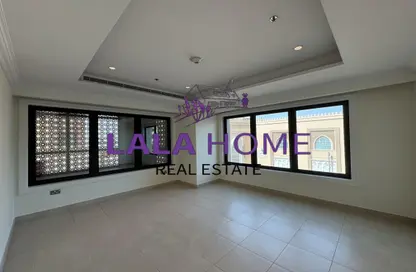 Apartment - 2 Bedrooms - 3 Bathrooms for rent in East Porto Drive - Porto Arabia - The Pearl Island - Doha Apartment - 2 Bedrooms - 3 Bathrooms for rent in East Porto Drive - Porto Arabia - The Pearl Island - Doha