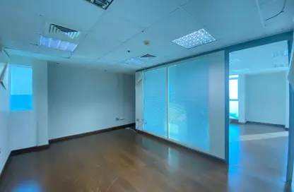 مساحات مكتبية - استوديو - 4 حمامات للايجار في برج وست باي - الخليج الجنوبي - الخليج الغربي - الدوحة