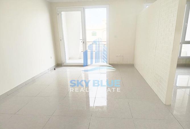 841166 - Property Image 3