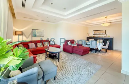 Apartment - 1 Bedroom - 2 Bathrooms for rent in West Porto Drive - Porto Arabia - The Pearl Island - Doha