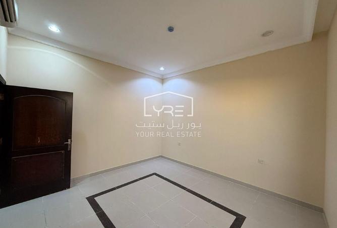 947157 - Property Image 3