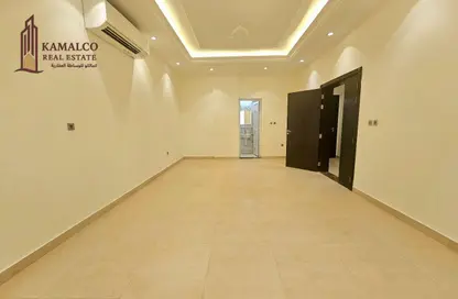 Apartment - 3 Bedrooms - 3 Bathrooms for rent in Al Nasr Street - Al Nasr - Doha
