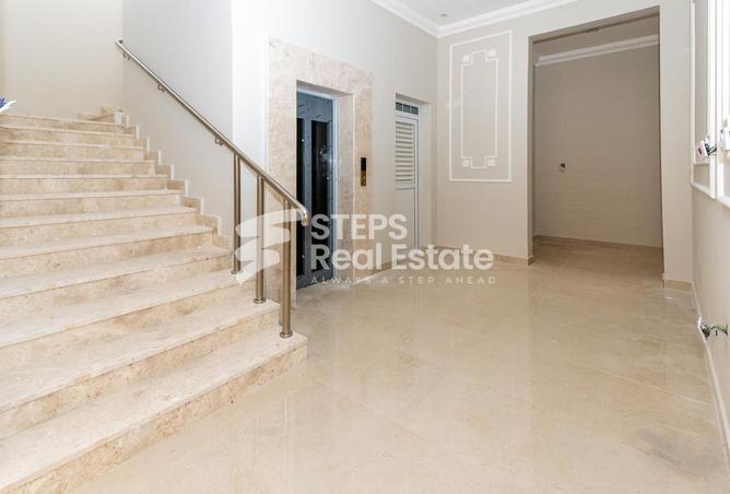 955088 - Property Image 3