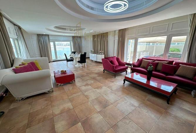 954467 - Property Image 3