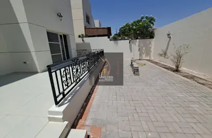 مجمع سكني - 4 غرف نوم - 4 حمامات للايجار في شارع المطار القديم - طريق المطار القديم - الدوحة