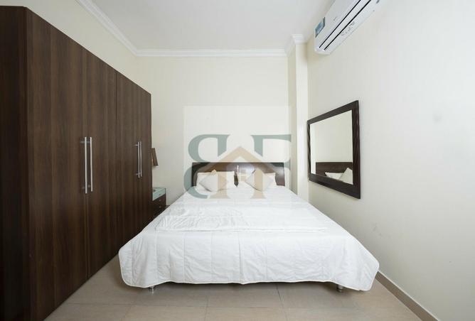 926865 - Property Image 2