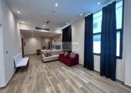 صورةغرفة المعيشة لـ: شقة - 2 غرف نوم - 2 حمامات للكراء في ريجينسي ريزيدنس السد - السد - الدوحة, صورة 1