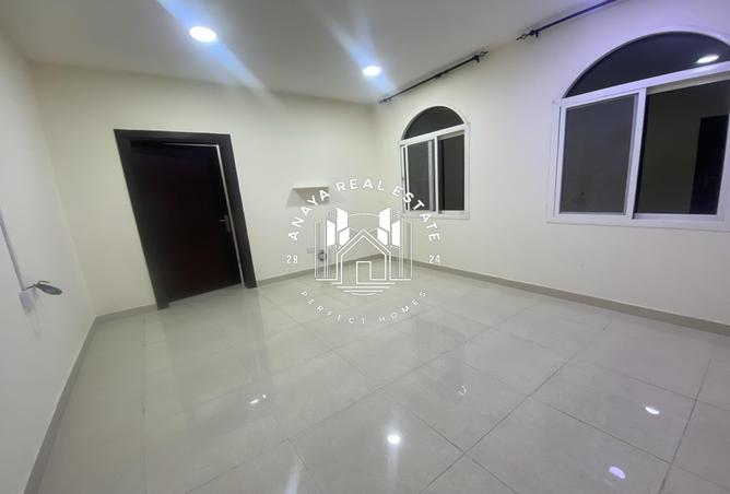 972221 - Property Main Image