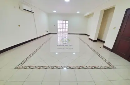 Apartment - 2 Bedrooms - 2 Bathrooms for rent in Anas Street - Fereej Bin Mahmoud North - Fereej Bin Mahmoud - Doha