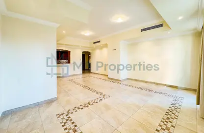Apartment - 1 Bedroom - 2 Bathrooms for sale in West Porto Drive - Porto Arabia - The Pearl Island - Doha