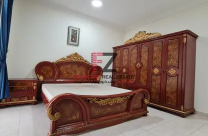 مجمع سكني - 4 غرف نوم - 4 حمامات للايجار في شارع ام السنيم - عين خالد - الدوحة