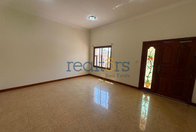 969381 - Property Image 3
