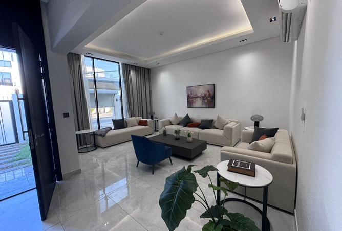 1004657 - Property Image 3