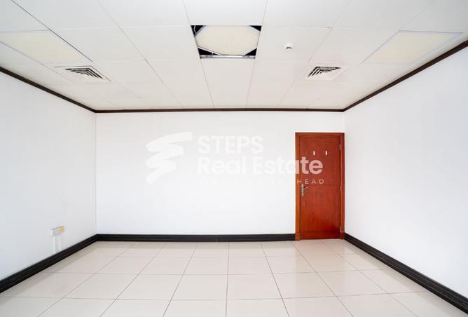 1008570 - Property Image 2