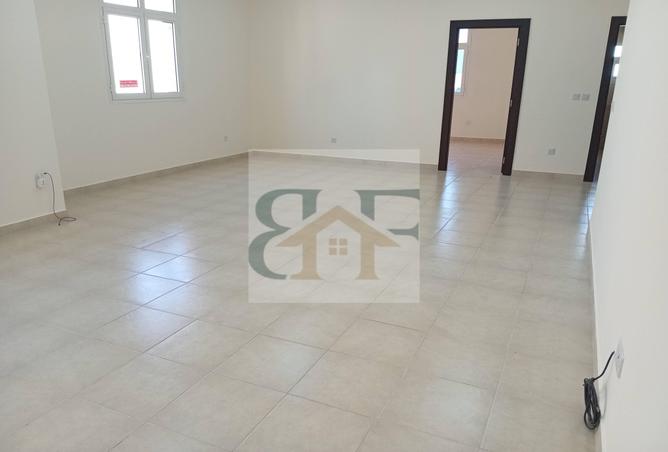 980772 - Property Image 2