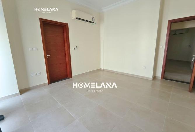 951657 - Property Image 2