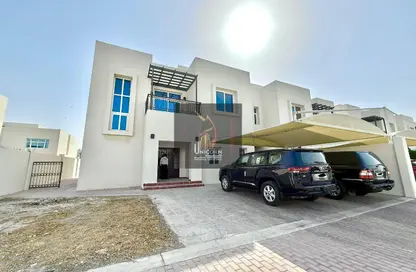 مجمع سكني - 3 غرف نوم - 4 حمامات للايجار في فلل عين خالد - عين خالد - الدوحة