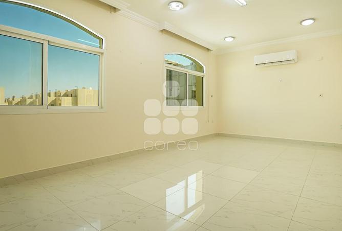 983780 - Property Main Image