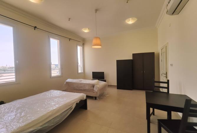 970560 - Property Image 2