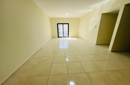 Apartment - 2 Bedrooms - 3 Bathrooms for rent in Lusail City - Lusail