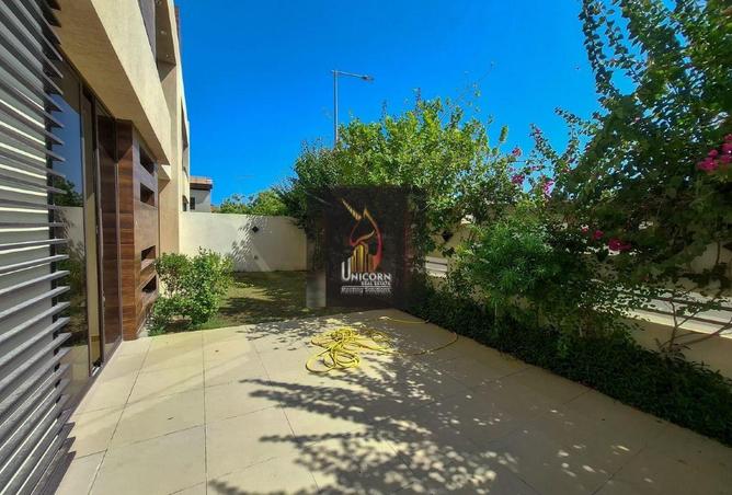 949414 - Property Main Image