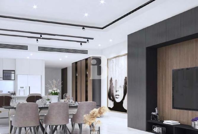 942350 - Property Image 2