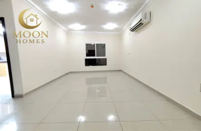 Apartment - 2 Bedrooms - 2 Bathrooms for rent in Al Mansoura - Al Mansoura - Doha