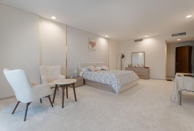 958039 - Property Image 2